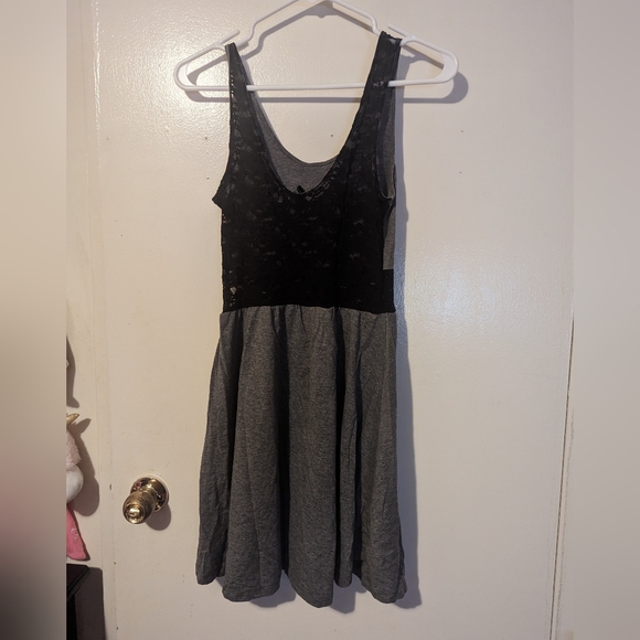 Grey dress H&M size 8 - Picture 2 of 2